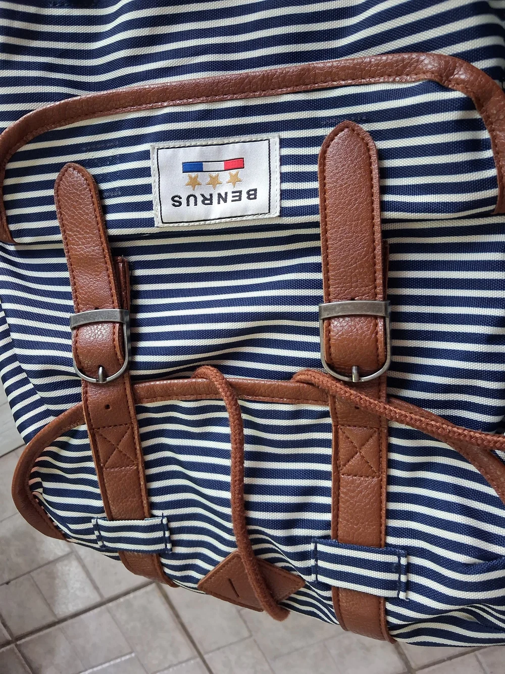 N/A stylish navy